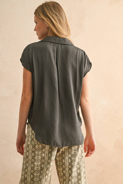 Tops / Button Down Cap Sleeve / Navy