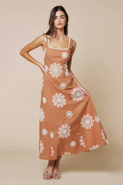 Dresses / Boho Embroidered Maxi / Caramel/Cream