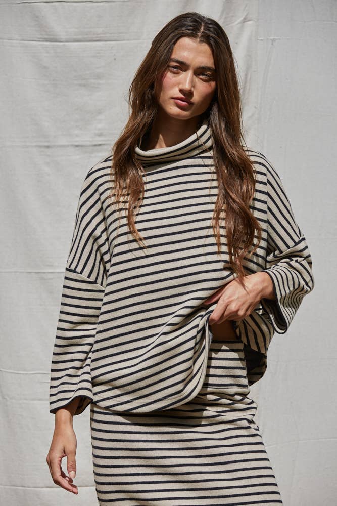 Knit Striped Pullover Top / Taupe / Black