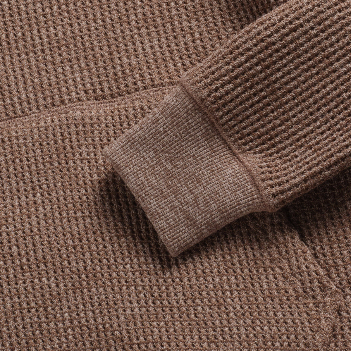 Tops / Ivan Waffle Fleece / Camel Heather