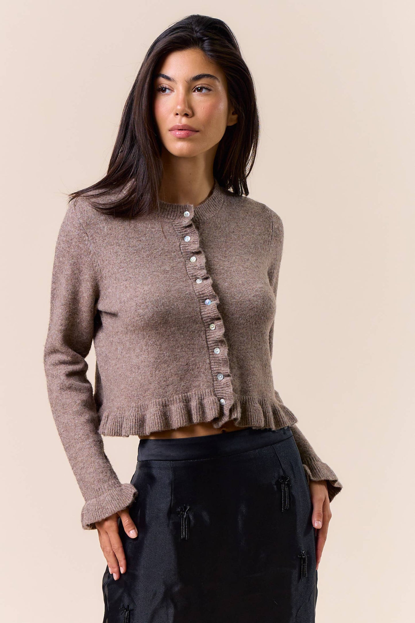Sweaters / Long Sleeve Button Down Cardi / Mocha