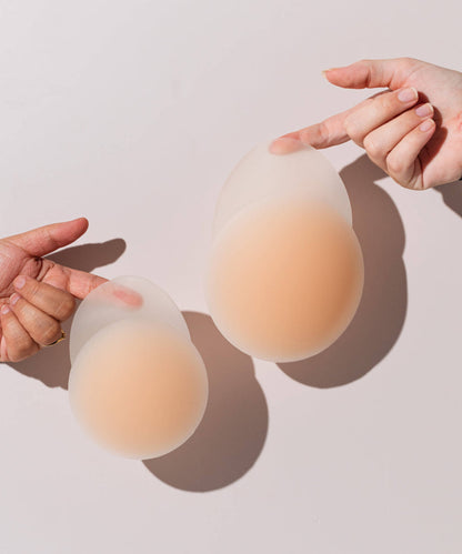 No-Show Extra Lift / Reusable Adhesive Lifting Nipple Covers / Soft Tan / 3.75in.