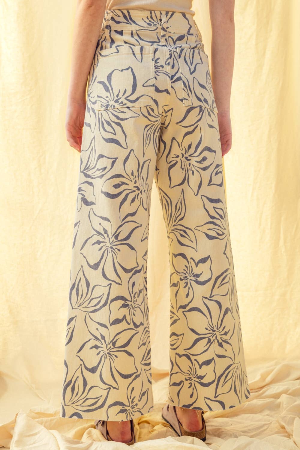 Pants / Floral Print Stretch Jeans / Denim Blue