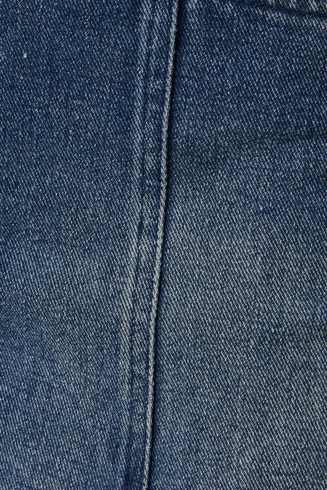 Skirt / Fringe Hem Denim Skirt