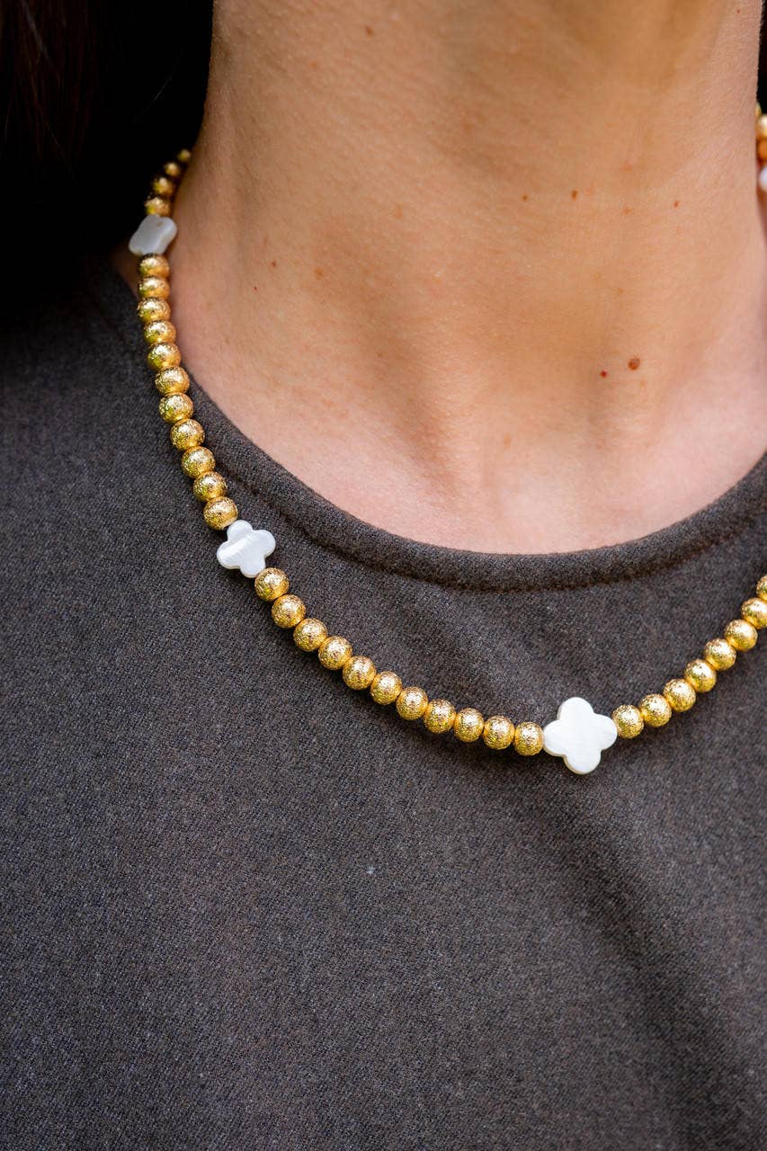Necklace / Diana Single Beaded / Pearl Clover