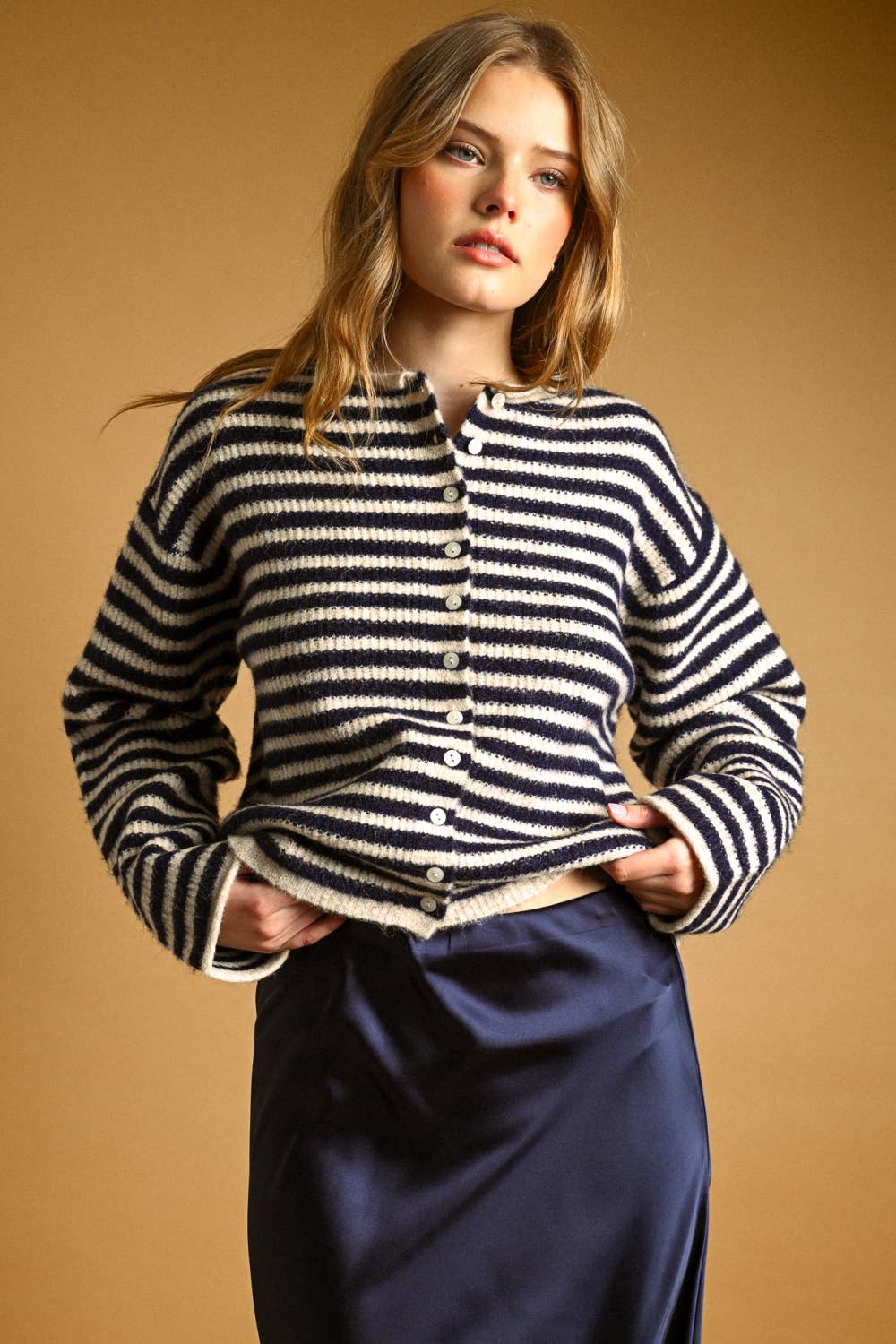 Sweaters / Button Front Cardi / Navy / White