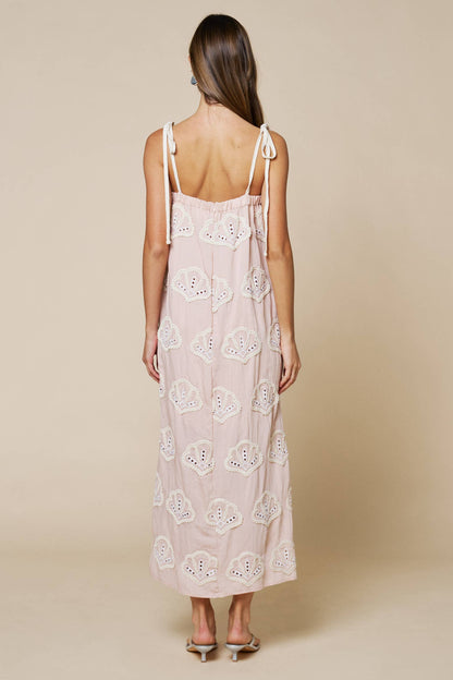 Dresses / Seashell Embroidery Shoulder Tie Maxi / Lt Pink