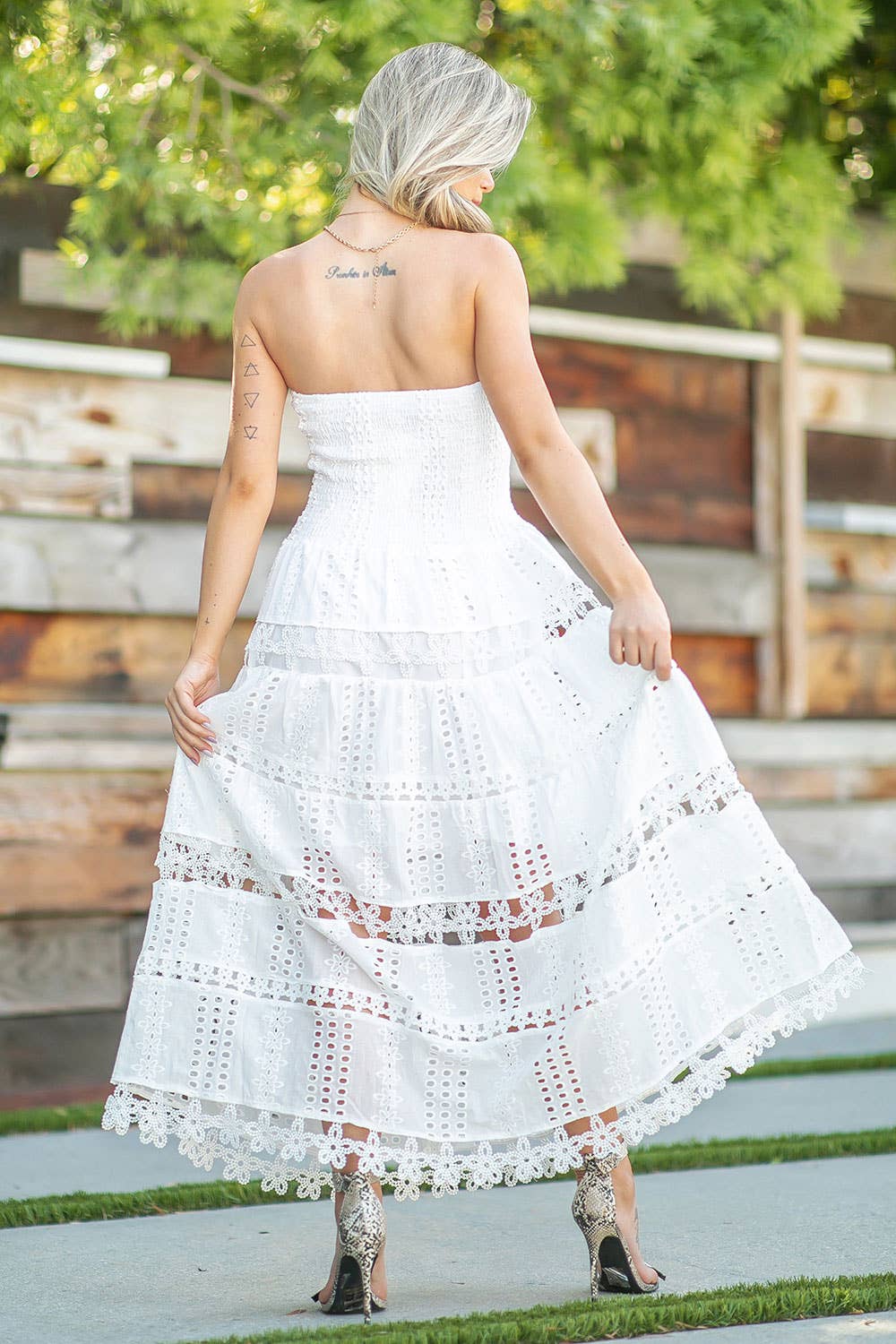 Dresses / Eyelet Lace Tube Dress: / White