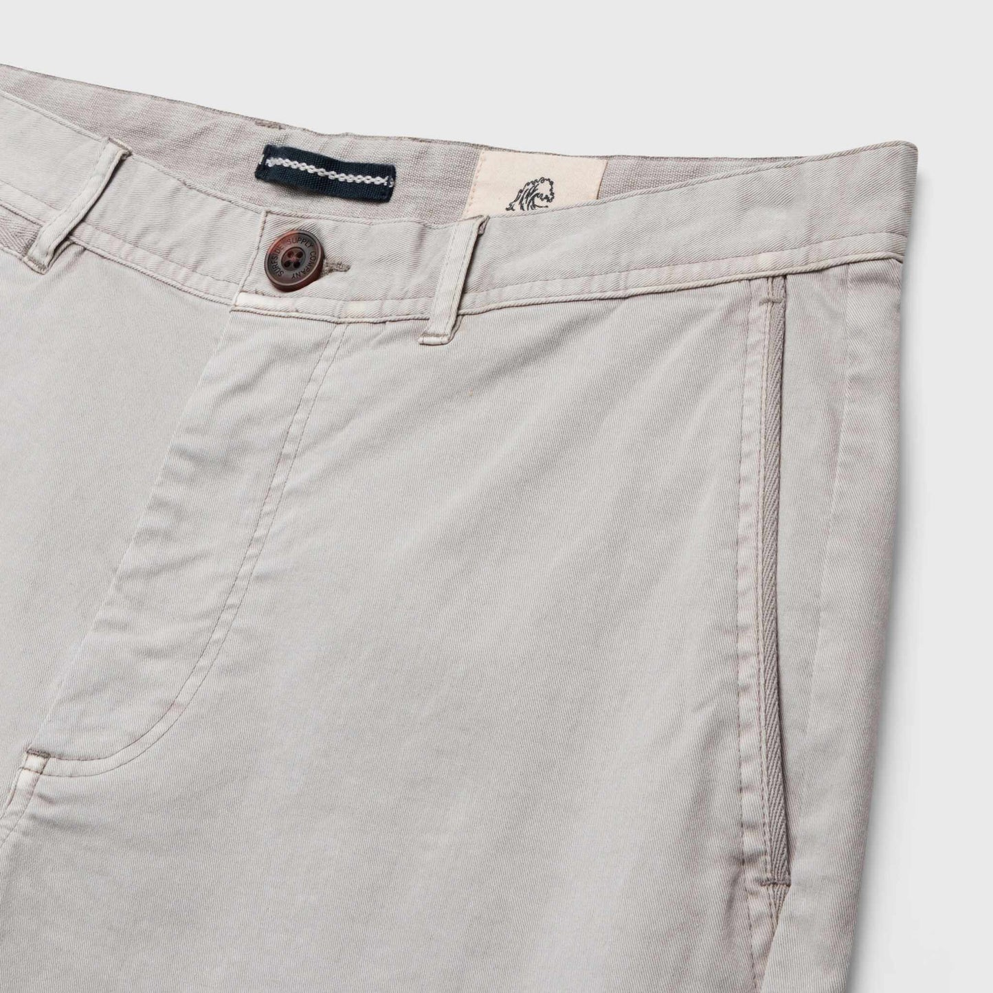 Shorts / The Andrew / 7.5" Inseam / Stone