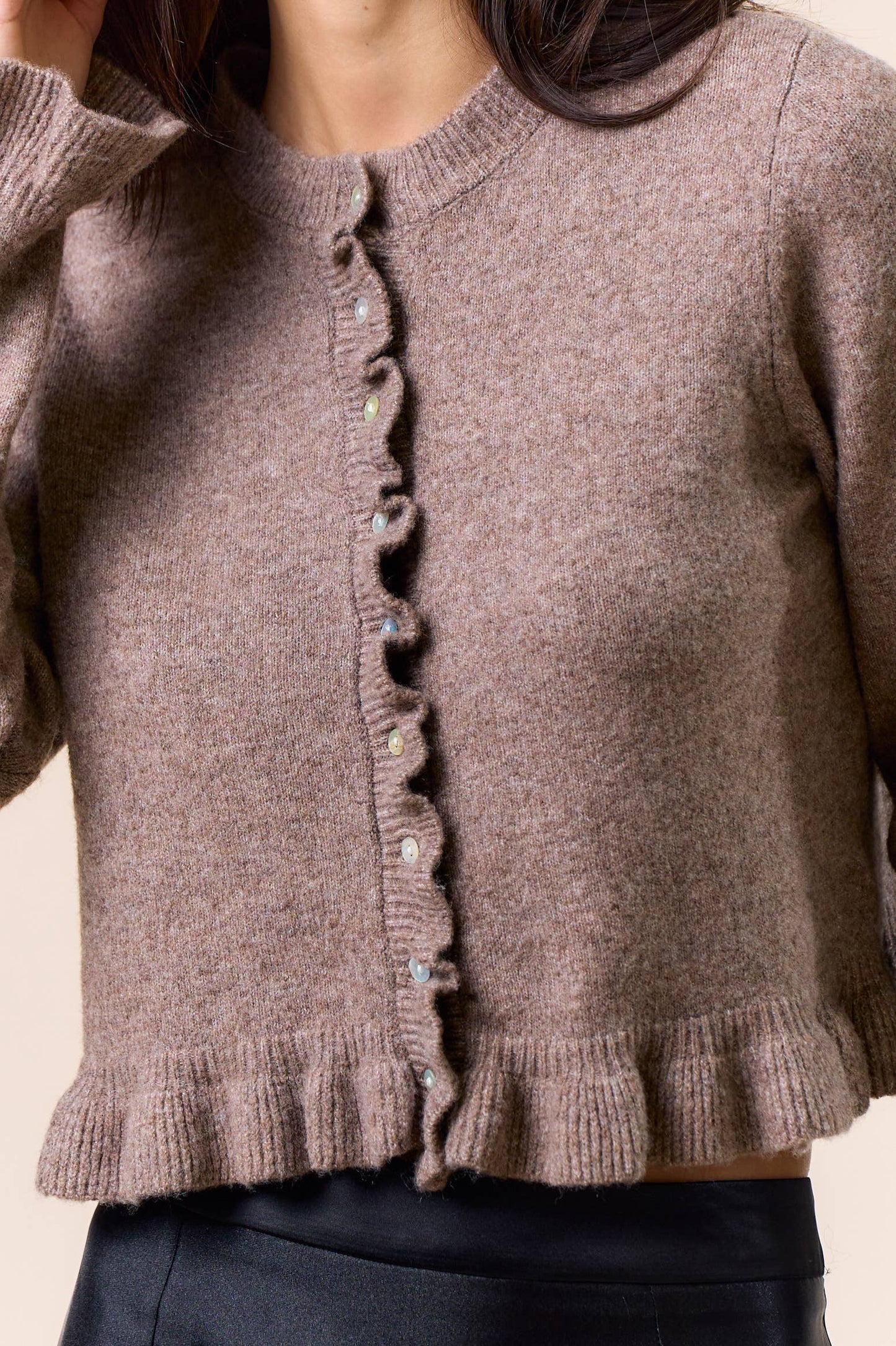 Sweaters / Long Sleeve Button Down Cardi / Mocha