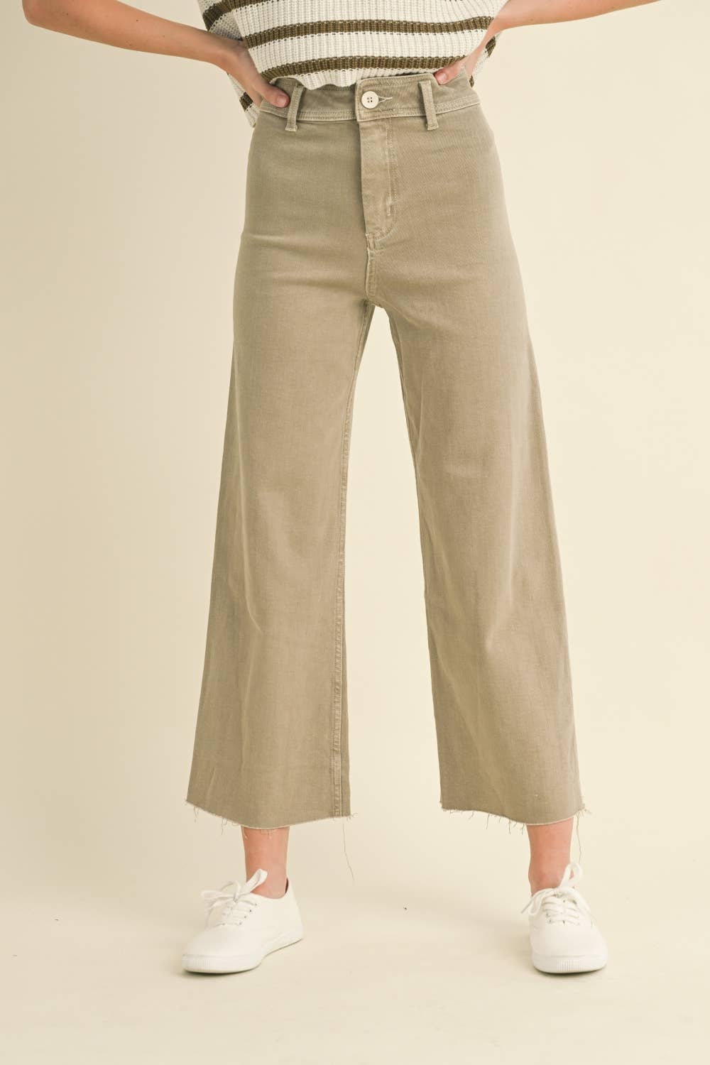 Pants / Wide Leg Denim / Beige