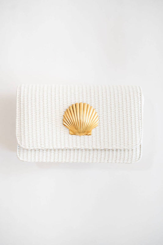 Straw Ruby Clutch / White / Gold Scallop