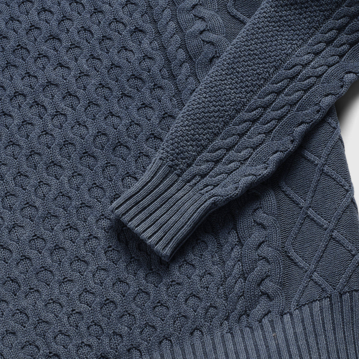 Tops / Eddie Knit / Oceana