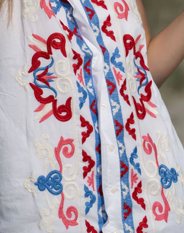 Embroidered Button Down Midi / White