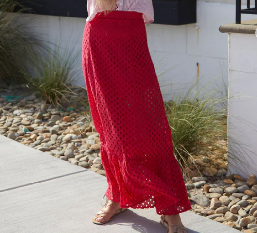 The Mary Hope Eyelet Skirt / Red