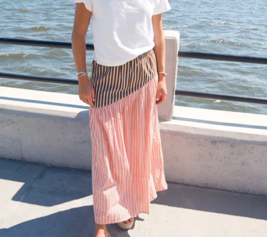 The Daisy Skirt / Salmon / Brown