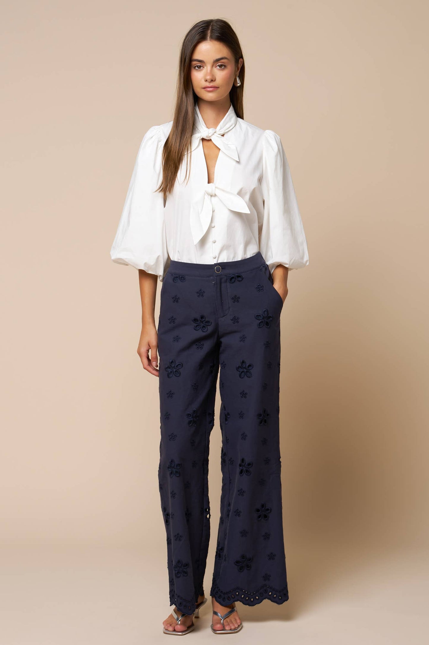 Tops/ Puff Sleeve Button Down Bow Detail / White