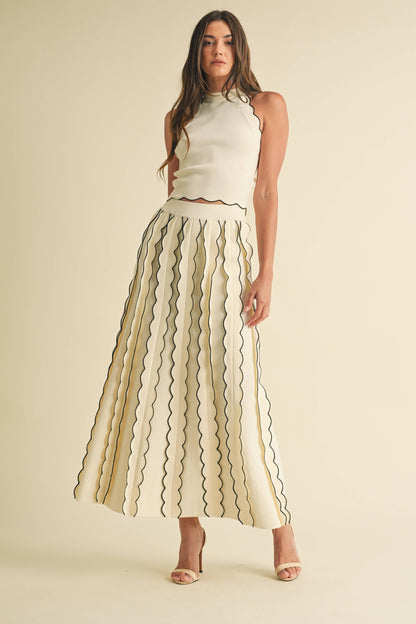 Scallop Edge Pleated Knit Maxi Skirt
