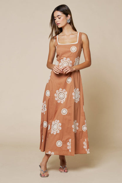 Dresses / Boho Embroidered Maxi / Caramel/Cream
