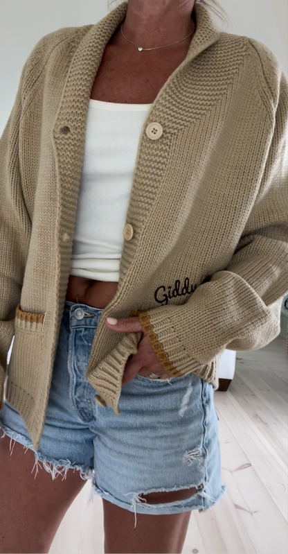 Sweaters / Vintage Horseshoe Varsity Cardi / Camel