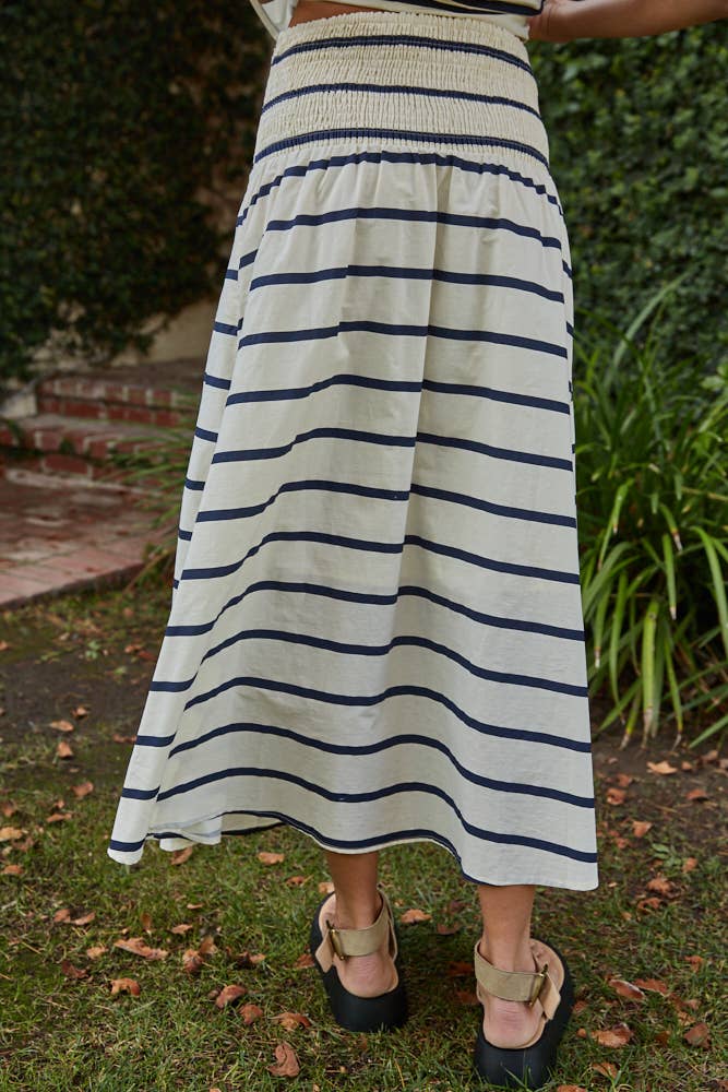Skirts / Woven Cotton Striped Flare Midi / White / Navy