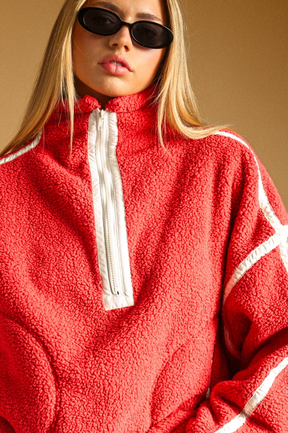 Sweaters / Sherpa Half Zip / Cherry