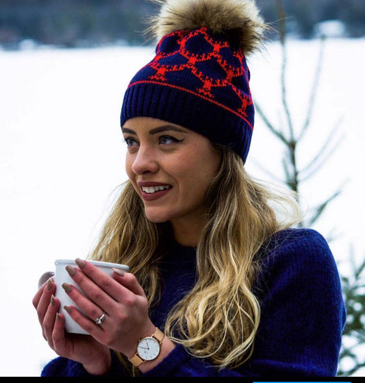 Hats / Lobster Pom Pom Beanie / Navy / Red